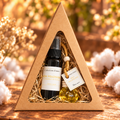 Coffret voiture triangulaire — spray et diffuseur suspendu, bois chaud et lumière dorée — étiquettes Collections d’âmes